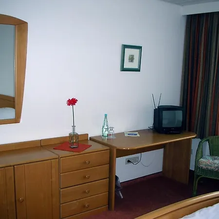 하이드호텔 힐드펠트 3*