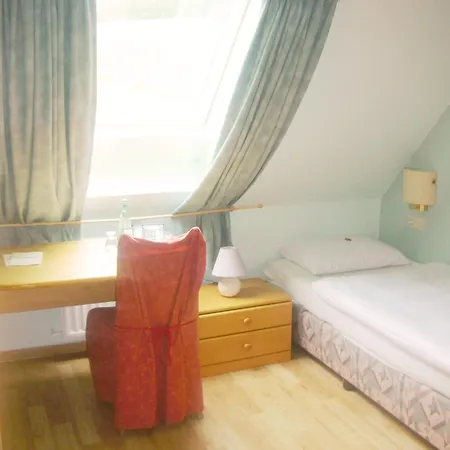 Heidehotel Hildfeld ホテル
